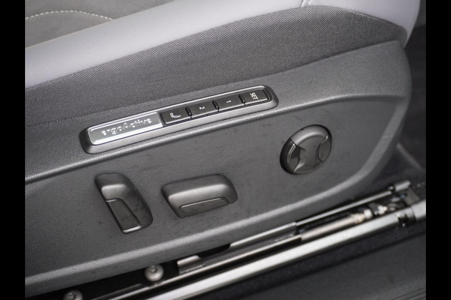 Volkswagen ID.5 Pro Performance 77 kWh Warmtepomp | Comfortplus pakket | Design plus pakket | Infotainmentplus pakket | Style plus pakket | Sportplus pakket | RIJ ASSIST. PAKKET | ERGONOMISCHE STOELEN | TREKHAAK