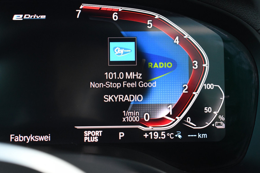 BMW X3 xDrive30e M-Sport Pano ACC Trekh El-zetels H/K 360 HUD DDC