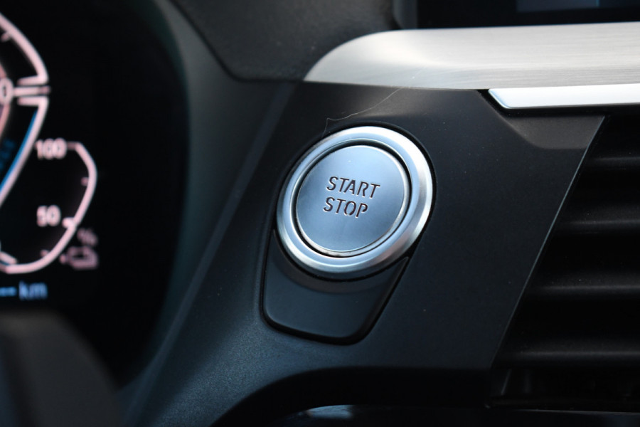 BMW X3 xDrive30e M-Sport Pano ACC Trekh El-zetels H/K 360 HUD DDC