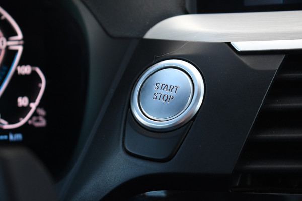 BMW X3 xDrive30e M-Sport Pano ACC Trekh El-zetels H/K 360 HUD DDC