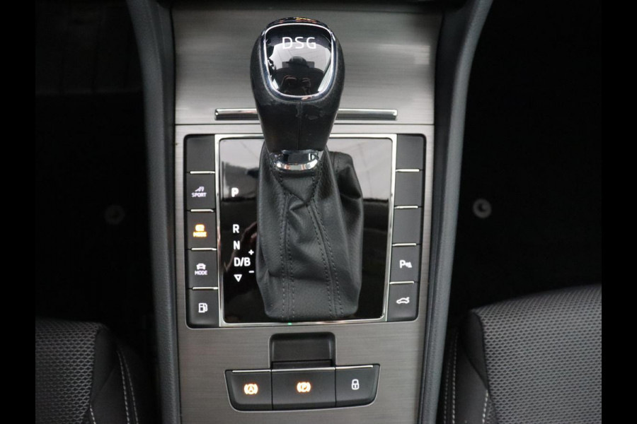 Škoda Superb 1.4 TSI iV Business Edition Plus | Stoelverwarming | Adaptive cruise | Virtual Cockpit | Camera | Carplay | Navigatie | Full LED | PHEV | Plug In