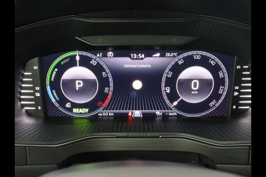 Škoda Superb 1.4 TSI iV Business Edition Plus | Stoelverwarming | Adaptive cruise | Virtual Cockpit | Camera | Carplay | Navigatie | Full LED | PHEV | Plug In