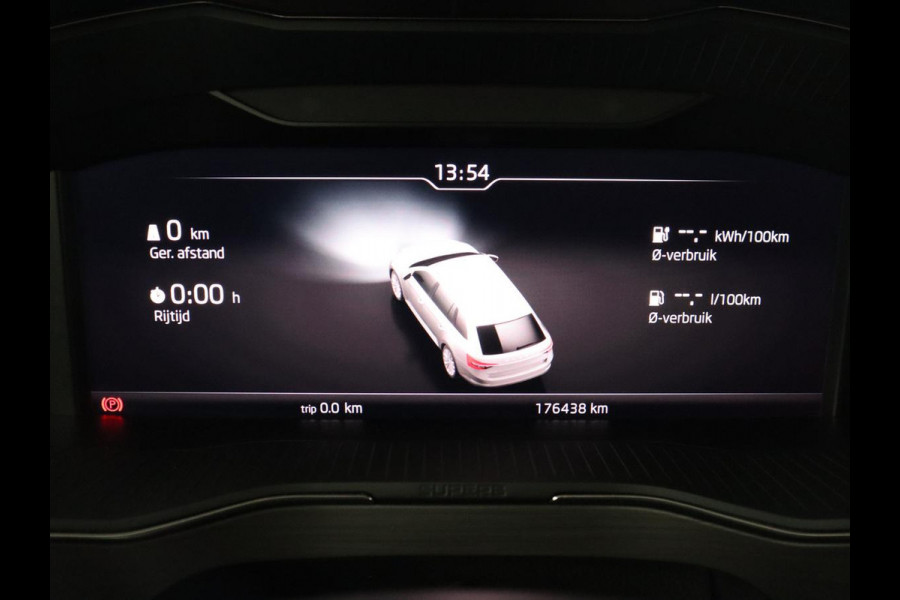 Škoda Superb 1.4 TSI iV Business Edition Plus | Stoelverwarming | Adaptive cruise | Virtual Cockpit | Camera | Carplay | Navigatie | Full LED | PHEV | Plug In