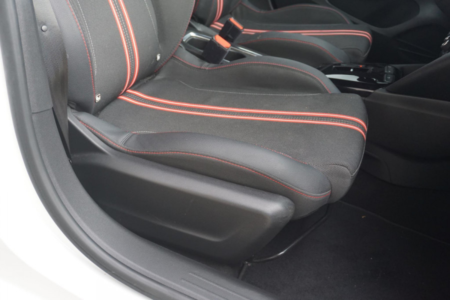 Opel Corsa 1.2 Turbo GS Line Automaat 130 PK | Navigatie | Bluetooth | 180° Achteruitrijcamera | Apple Carplay/Android Auto |