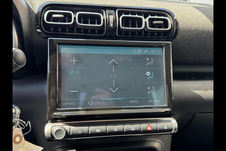 Citroën C3 Aircross 1.2 PureTech SHINE Pack - 24.000 KM - Apple CarPlay/Navigatie I Airco I LED I PDC I Sport velgen I Dealer ond