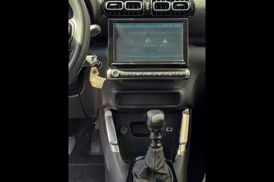Citroën C3 Aircross 1.2 PureTech SHINE Pack - 24.000 KM - Apple CarPlay/Navigatie I Airco I LED I PDC I Sport velgen I Dealer ond