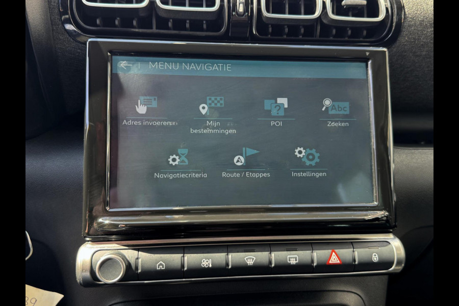 Citroën C3 Aircross 1.2 PureTech SHINE Pack - 24.000 KM - Apple CarPlay/Navigatie I Airco I LED I PDC I Sport velgen I Dealer ond