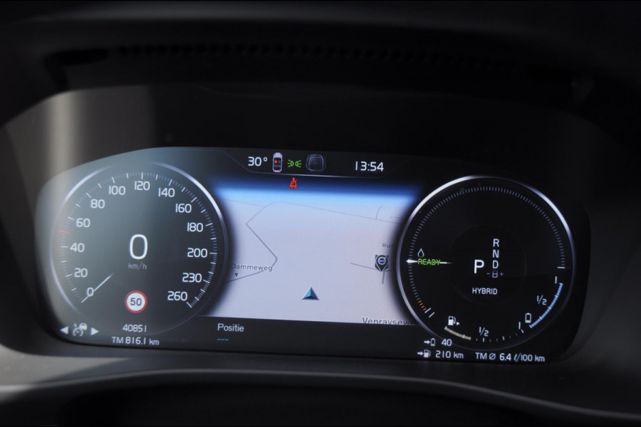 Volvo XC40 1.5 T4 Recharge Inscription / Adaptieve cruise control / BLIS / Lederen Bekleding / Elektrische stoel met geheugen / Parkeersenoren met camera / Elektrische achterklep / Apple carplay