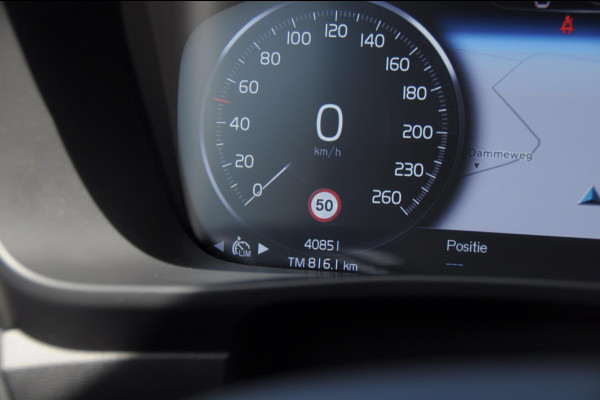 Volvo XC40 1.5 T4 Recharge Inscription / Adaptieve cruise control / BLIS / Lederen Bekleding / Elektrische stoel met geheugen / Parkeersenoren met camera / Elektrische achterklep / Apple carplay