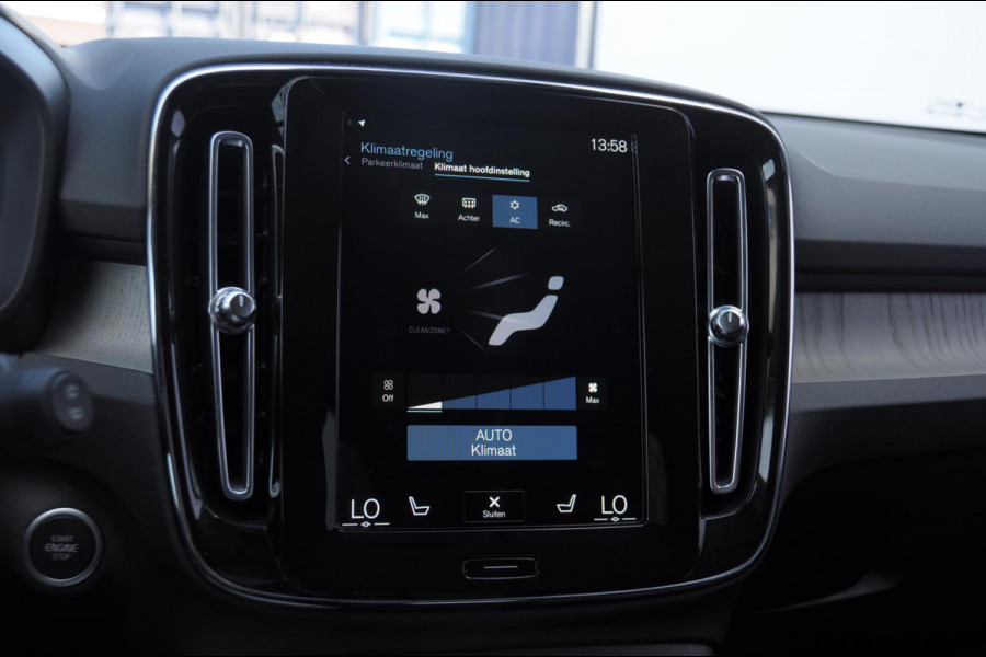 Volvo XC40 1.5 T4 Recharge Inscription / Adaptieve cruise control / BLIS / Lederen Bekleding / Elektrische stoel met geheugen / Parkeersenoren met camera / Elektrische achterklep / Apple carplay