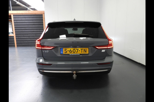 Volvo V60 2.0 T6 Plug-in Hybrid AWD Core Bright NAVI/CAMERA/TREKHAAK/LED/18"LMV!
