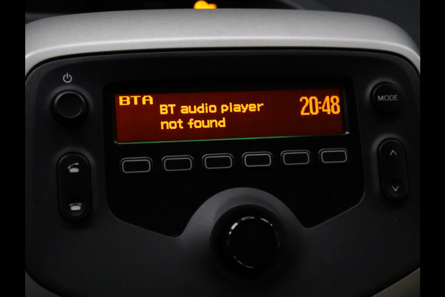 Peugeot 108 1.0 e-VTi Active [BLUETOOTH TELEFOON VERBINDING, AIRCONDITIONING, GETINT GLAS, 5 DEUREN, HANDGESCHAKELD, NIEUWSTAAT]