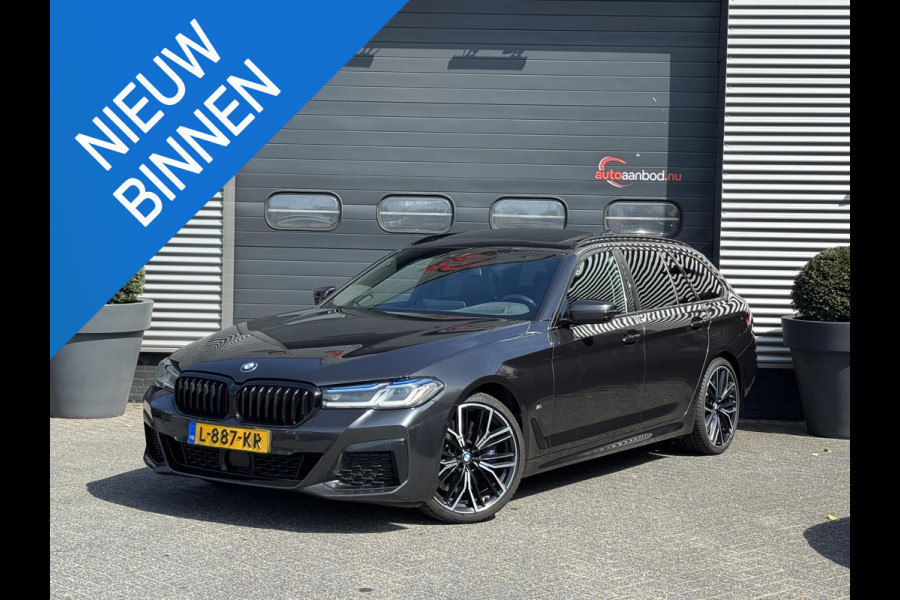 BMW 5 Serie Touring 540d xDrive High Executive M-Sport | Panoramadak | Camera | Head-Up Display | 20 Inch Lichtmetalen Velgen |