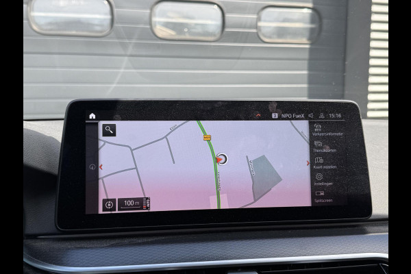 BMW 5 Serie Touring 540d xDrive High Executive M-Sport | Panoramadak | Camera | Head-Up Display | 20 Inch Lichtmetalen Velgen |
