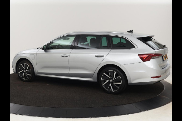 Škoda Octavia 1.4 TSI iV Business Edition | Camera | Sfeerverlichting | Carplay | Navigatie | Digital Cockpit | Full LED | Cruise control | DAB | Climate control | PHEV | Plug In