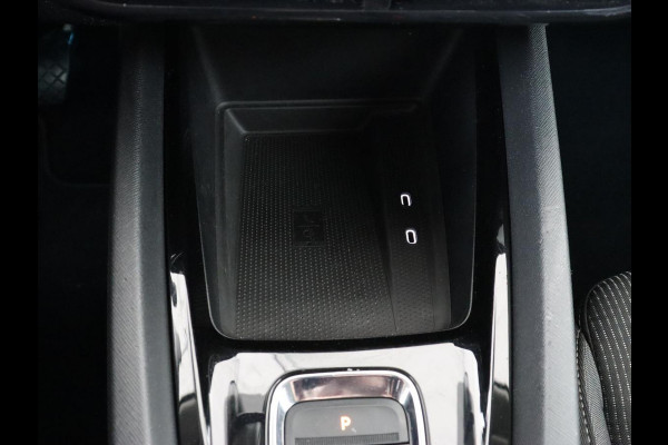 Škoda Octavia 1.4 TSI iV Business Edition | Camera | Sfeerverlichting | Carplay | Navigatie | Digital Cockpit | Full LED | Cruise control | DAB | Climate control | PHEV | Plug In