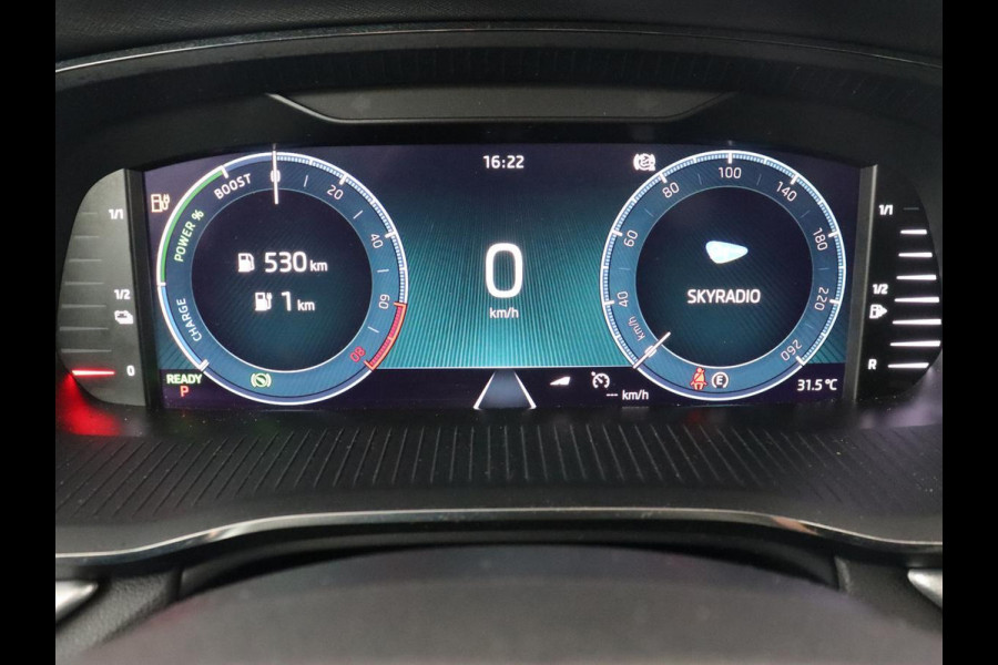 Škoda Octavia 1.4 TSI iV Business Edition | Camera | Sfeerverlichting | Carplay | Navigatie | Digital Cockpit | Full LED | Cruise control | DAB | Climate control | PHEV | Plug In