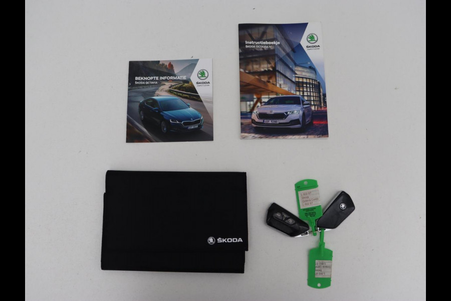 Škoda Octavia 1.4 TSI iV Business Edition | Camera | Sfeerverlichting | Carplay | Navigatie | Digital Cockpit | Full LED | Cruise control | DAB | Climate control | PHEV | Plug In