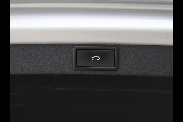 Škoda Octavia 1.4 TSI iV Business Edition | Camera | Sfeerverlichting | Carplay | Navigatie | Digital Cockpit | Full LED | Cruise control | DAB | Climate control | PHEV | Plug In