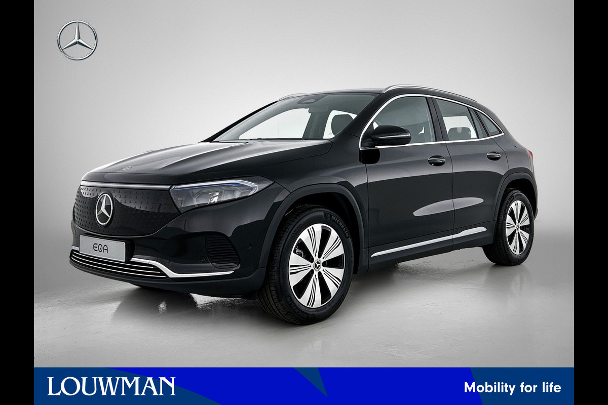 Mercedes-Benz EQA 250+ Business Solution 71 kWh | Parkeerpakket met achteruitrijcamera | Extra USB-poorten | Zitcomfortpakket | Sfeerverlichting | EASY PACK achterklep | Stoelverwarming voor | Licht- en zicht pakket |