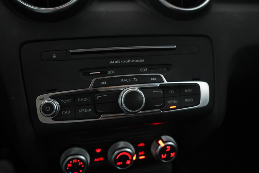 Audi A1 Sportback 1.0 TFSI Navigatie, Airco, Bluetooth