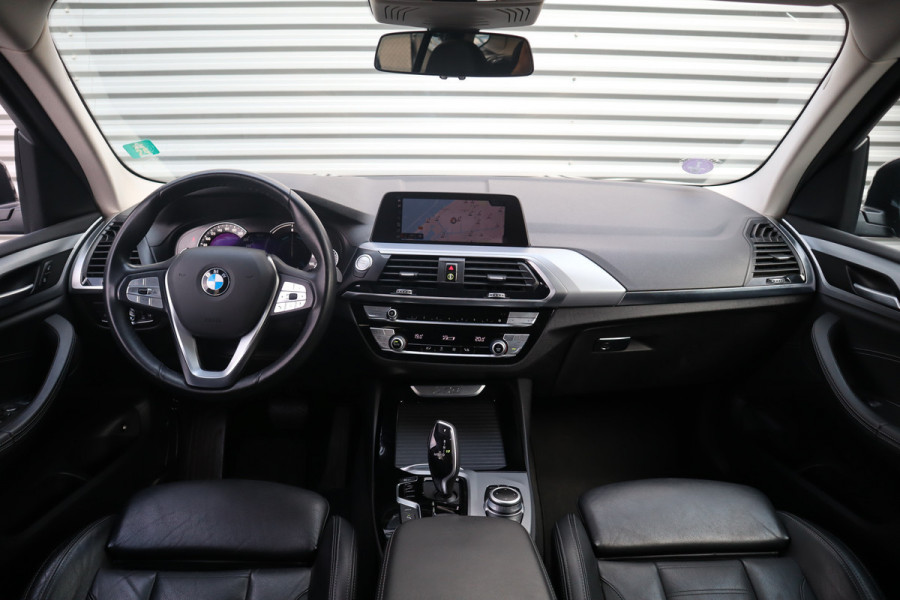 BMW X3 xDrive30e eDrive Edition Trekhaak / 360 camera / Head-up / Adaptieve cruise /