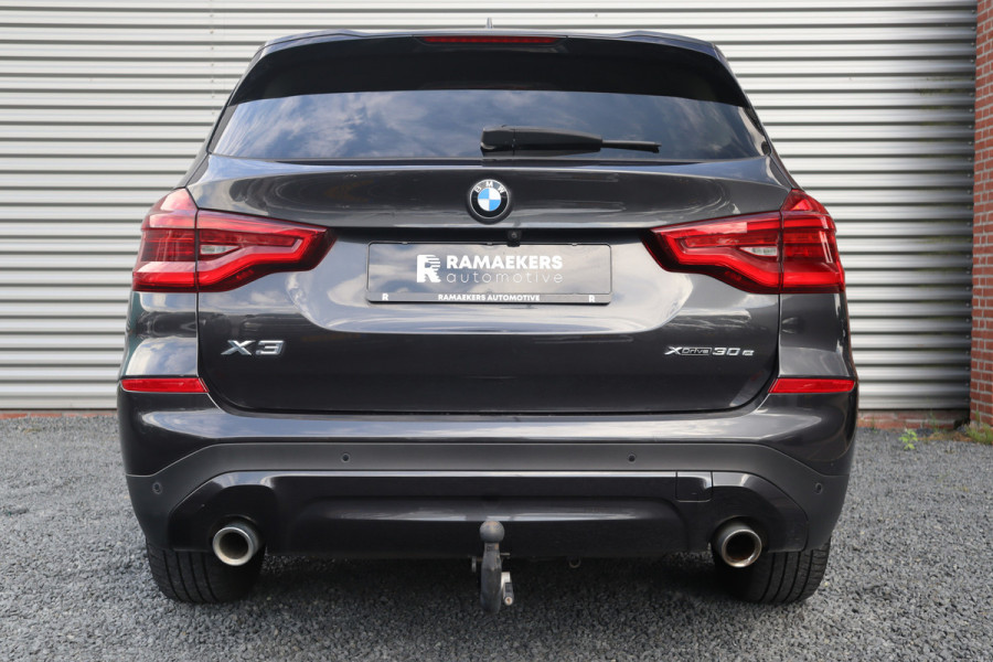 BMW X3 xDrive30e eDrive Edition Trekhaak / 360 camera / Head-up / Adaptieve cruise /