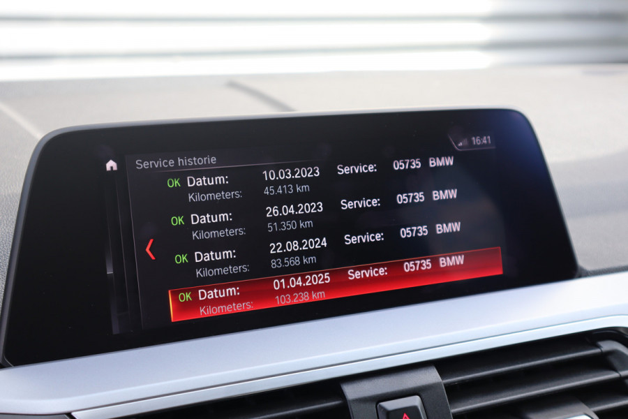 BMW X3 xDrive30e eDrive Edition Trekhaak / 360 camera / Head-up / Adaptieve cruise /