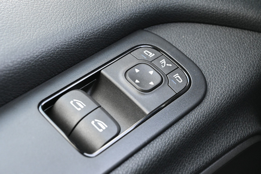 Mercedes-Benz Sprinter 315 CDI L2H2 Pro 10.25 MBUX met Camera, 270 Graden achterdeuren