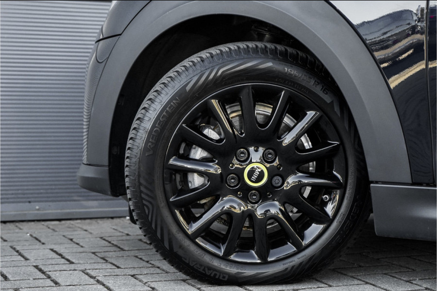 MINI Mini Electric Classic 33 kWh Black Edition Leder Sportstoelen PDC BTW