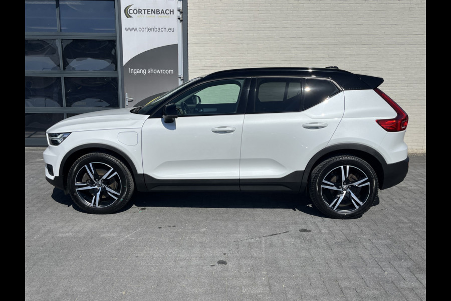 Volvo XC40 1.5 T5 Recharge R-Design Expression | Apple Carplay | Zwenkbare trekhaak | Adaptieve cruise |