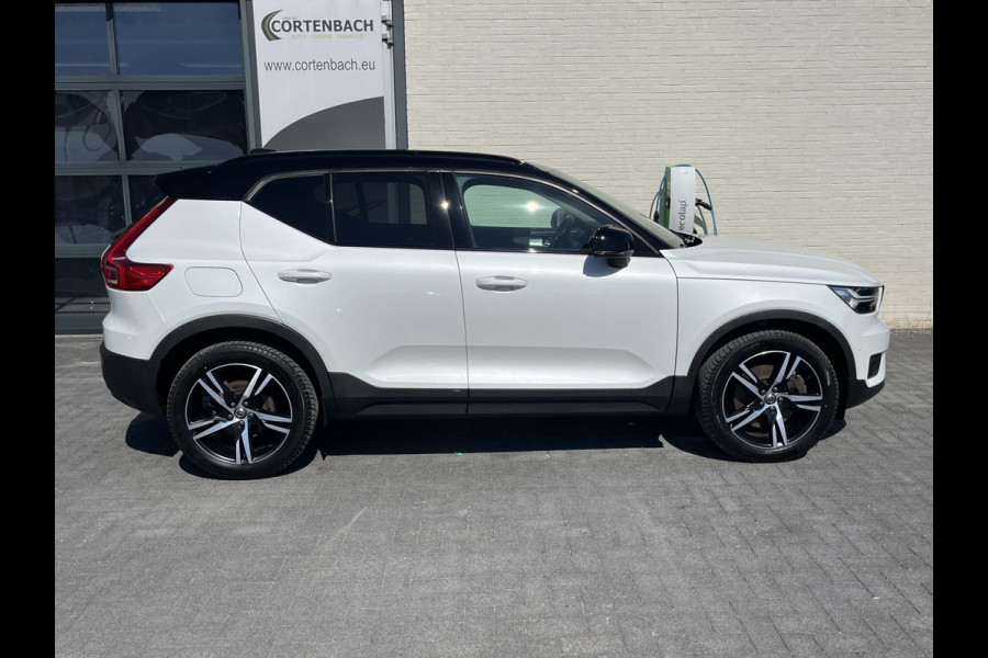 Volvo XC40 1.5 T5 Recharge R-Design Expression | Apple Carplay | Zwenkbare trekhaak | Adaptieve cruise |