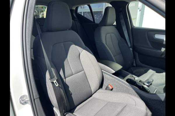 Volvo XC40 1.5 T5 Recharge R-Design Expression | Apple Carplay | Zwenkbare trekhaak | Adaptieve cruise |