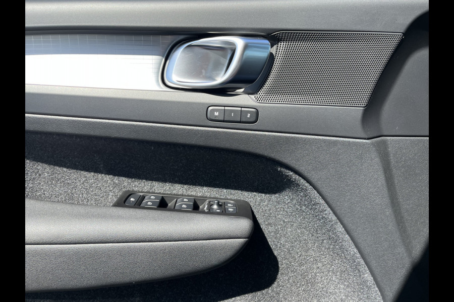 Volvo XC40 1.5 T5 Recharge R-Design Expression | Apple Carplay | Zwenkbare trekhaak | Adaptieve cruise |