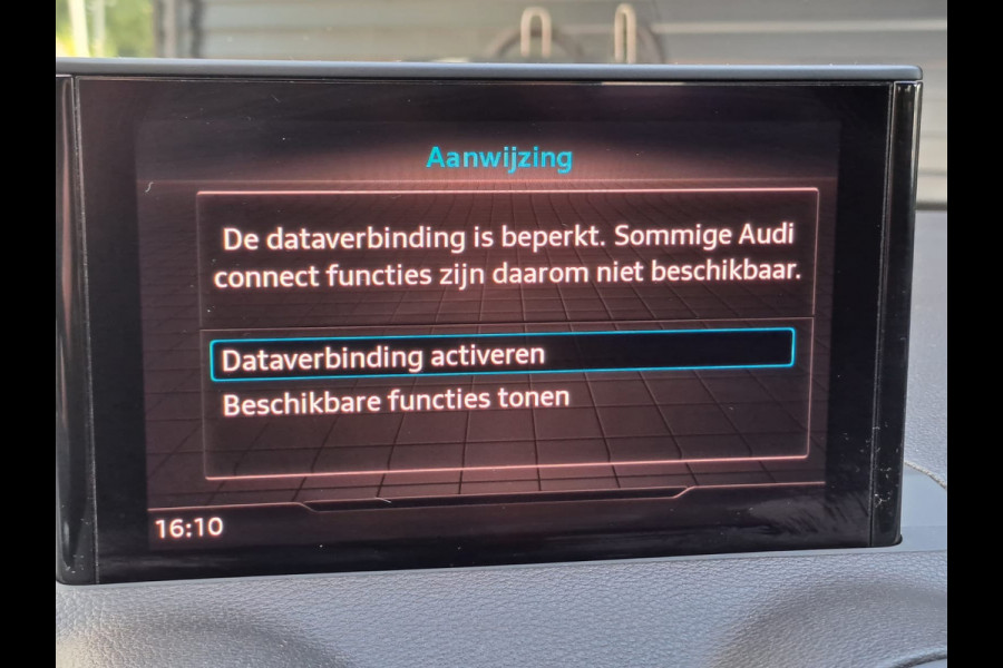 Audi Q2 35 TFSI CoD 150 PK Sport Edition #2 S-line | Navi | Trekhaak | Camera | Stoelverwarming | PDC |