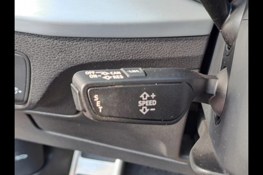 Audi Q2 35 TFSI CoD 150 PK Sport Edition #2 S-line | Navi | Trekhaak | Camera | Stoelverwarming | PDC |