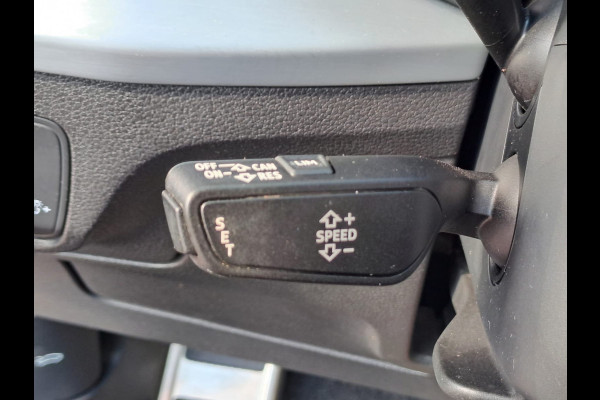 Audi Q2 35 TFSI CoD 150 PK Sport Edition #2 S-line | Navi | Trekhaak | Camera | Stoelverwarming | PDC |