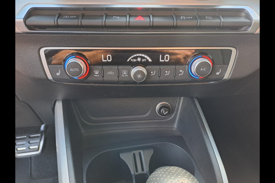 Audi Q2 35 TFSI CoD 150 PK Sport Edition #2 S-line | Navi | Trekhaak | Camera | Stoelverwarming | PDC |