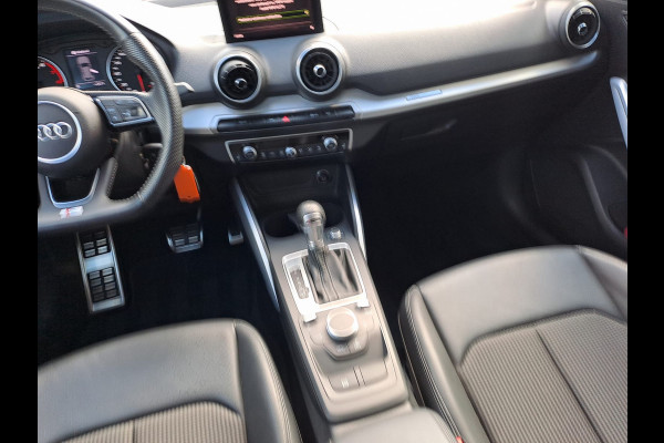 Audi Q2 35 TFSI CoD 150 PK Sport Edition #2 S-line | Navi | Trekhaak | Camera | Stoelverwarming | PDC |