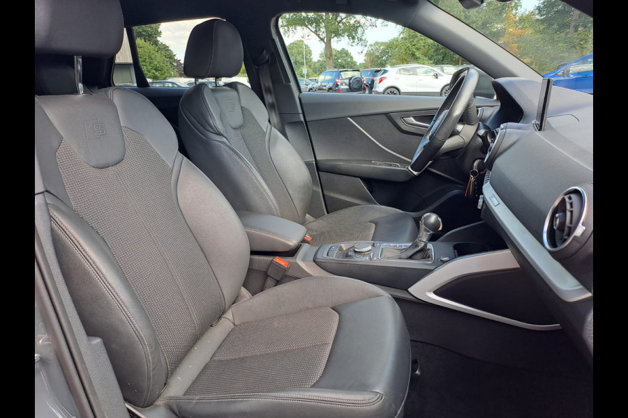 Audi Q2 35 TFSI CoD 150 PK Sport Edition #2 S-line | Navi | Trekhaak | Camera | Stoelverwarming | PDC |