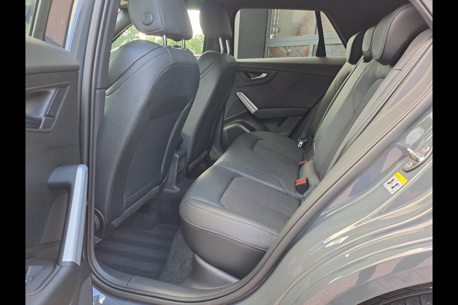 Audi Q2 35 TFSI CoD 150 PK Sport Edition #2 S-line | Navi | Trekhaak | Camera | Stoelverwarming | PDC |