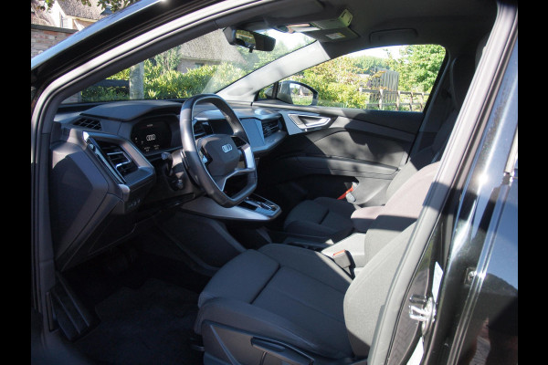 Audi Q4 e-tron 40 Advanced edition 77 kWh | Apple Carplay | Black Optic | Parkeersensoren | Navi |