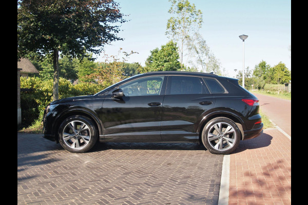 Audi Q4 e-tron 40 Advanced edition 77 kWh | Apple Carplay | Black Optic | Parkeersensoren | Navi |