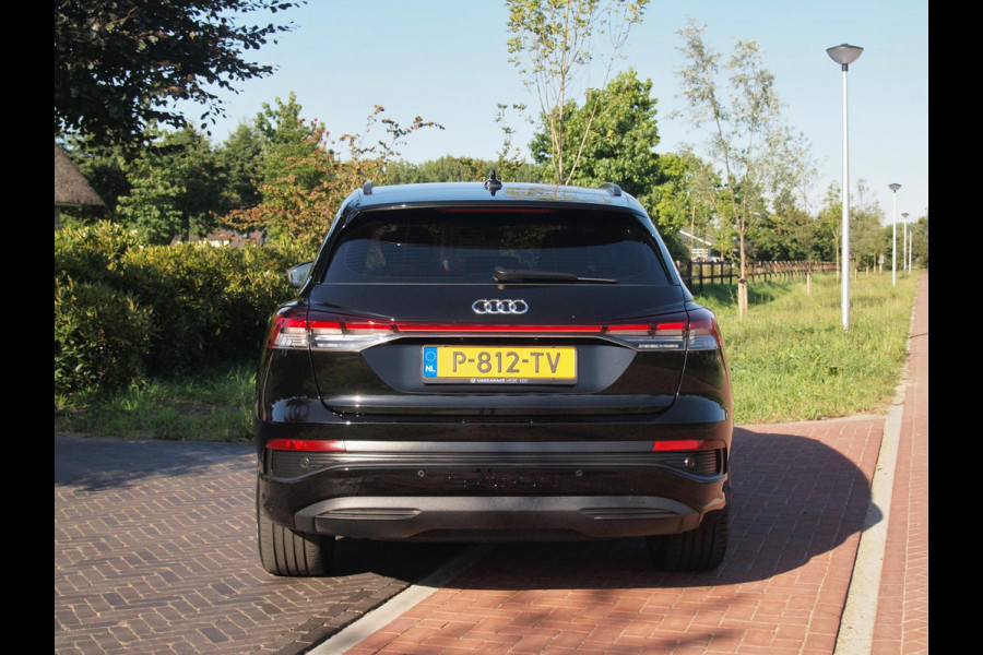 Audi Q4 e-tron 40 Advanced edition 77 kWh | Apple Carplay | Black Optic | Parkeersensoren | Navi |