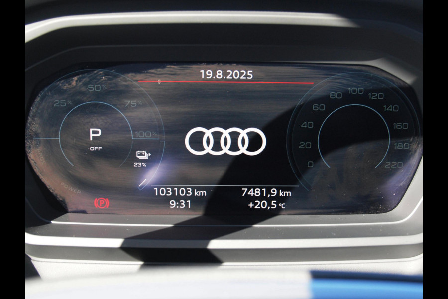 Audi Q4 e-tron 40 Advanced edition 77 kWh | Apple Carplay | Black Optic | Parkeersensoren | Navi |