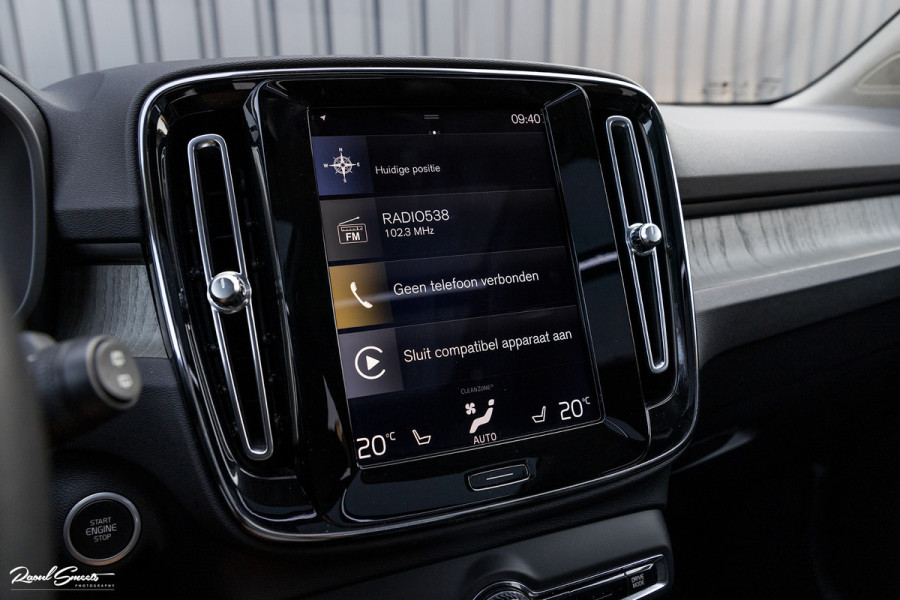 Volvo XC40 1.5 T3 Inscription | Adaptieve cruise | Panorama dak | Zwenkbare trekhaak | Harman Kardon |