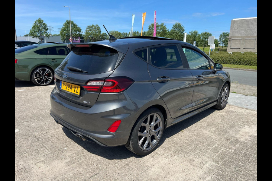 Ford Fiesta 1.0 EcoBoost Hybrid ST-Line X | Panoramadak | B&O | Adaptieve Cruise Control | Winterpack