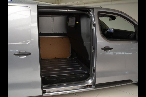 Opel Vivaro Electric L2 75 kWh | 8 jaar garantie | Surround View Pakket | Comfort scheidingswand | dodehoek detectie | 3 zitplaatsen | rijklaarprijs