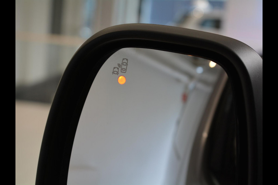 Opel Vivaro Electric L2 75 kWh | 8 jaar garantie | Surround View Pakket | Comfort scheidingswand | dodehoek detectie | 3 zitplaatsen | rijklaarprijs