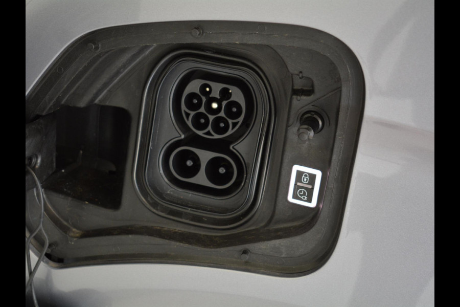 Opel Vivaro Electric L2 75 kWh | 8 jaar garantie | Surround View Pakket | Comfort scheidingswand | dodehoek detectie | 3 zitplaatsen | rijklaarprijs